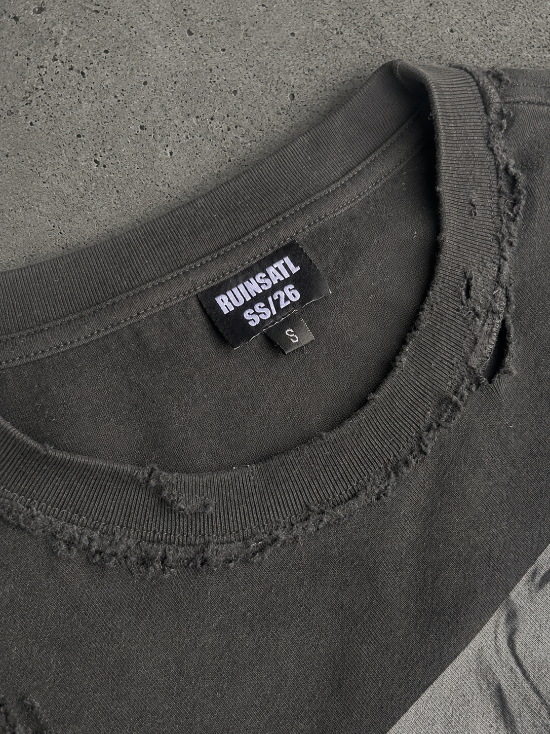 END IN RUIN TEE “BLACK”